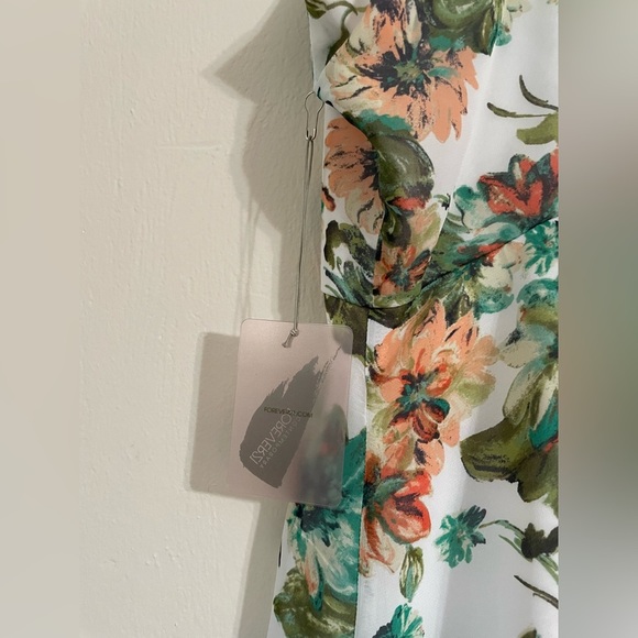 Forever 21 Contemporary Knee Length Sleeveless Sun‎ Dress - Picture 3 of 4